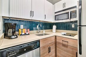 Staybridge Suites University Area by IHG