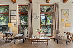 de Russie Boutique Hotel Orange