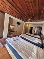 Nature Park Cave Hotel