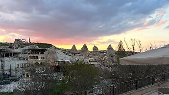 Nature Park Cave Hotel
