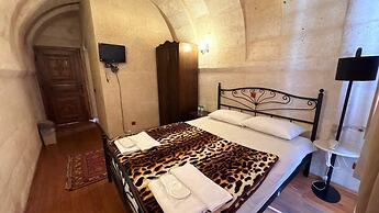 Nature Park Cave Hotel