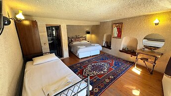 Nature Park Cave Hotel