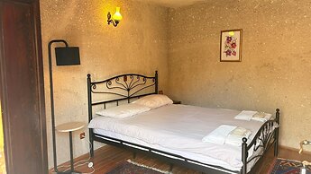 Nature Park Cave Hotel