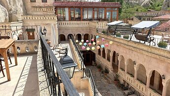 Nature Park Cave Hotel