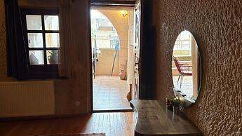 Nature Park Cave Hotel