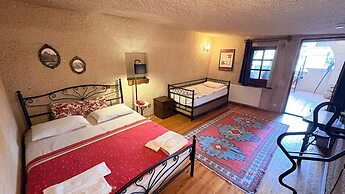 Nature Park Cave Hotel