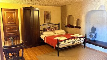 Nature Park Cave Hotel