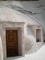 Nature Park Cave Hotel