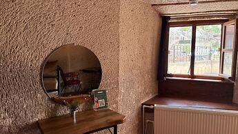 Nature Park Cave Hotel