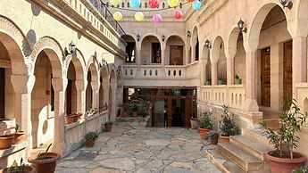 Nature Park Cave Hotel