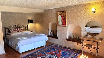 Nature Park Cave Hotel