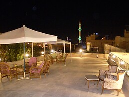 Nature Park Cave Hotel