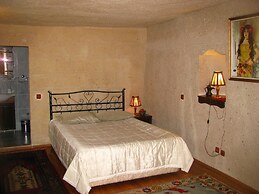 Nature Park Cave Hotel