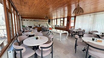 Nature Park Cave Hotel