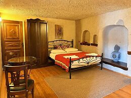 Nature Park Cave Hotel