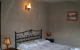 Nature Park Cave Hotel