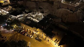 Nature Park Cave Hotel