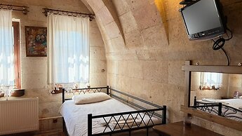 Nature Park Cave Hotel