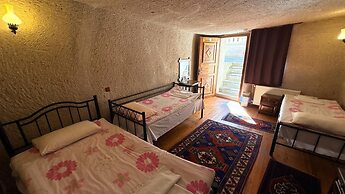 Nature Park Cave Hotel
