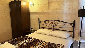 Nature Park Cave Hotel