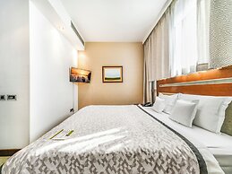 In Hotel Belgrade