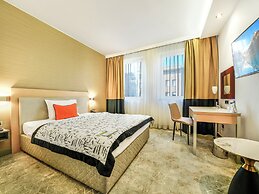 In Hotel Belgrade
