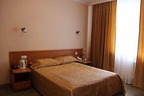 VIP House Hotel