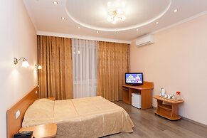 VIP House Hotel