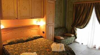 Boscone Suite Hotel