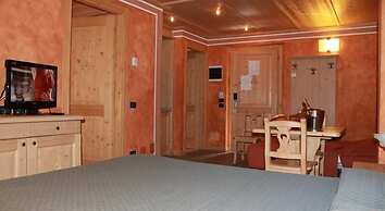 Boscone Suite Hotel