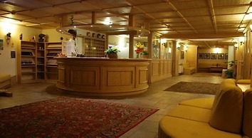 Boscone Suite Hotel