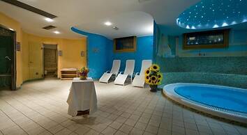 Boscone Suite Hotel