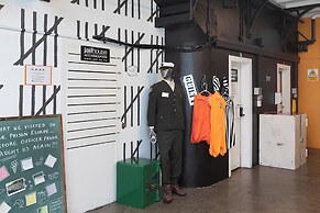 Jailhouse Accommodation - Hostel