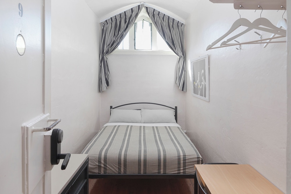 Jailhouse Accommodation - Hostel