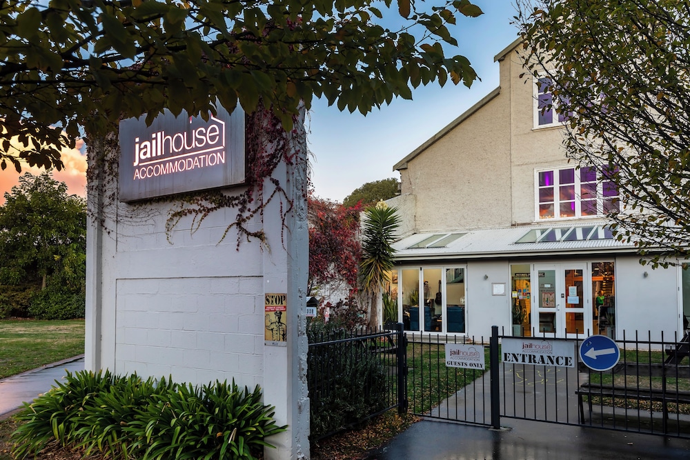 Jailhouse Accommodation - Hostel