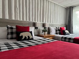 Mystic Isle Motel