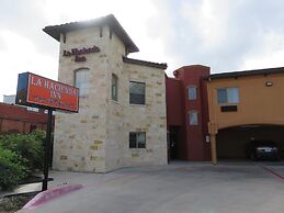 La Hacienda Inn