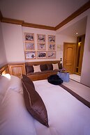 Ambra Cortina Luxury & Fashion Boutique Hotel