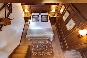 Ambra Cortina Luxury & Fashion Boutique Hotel