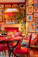 Ambra Cortina Luxury & Fashion Boutique Hotel