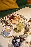 Ambra Cortina Luxury & Fashion Boutique Hotel