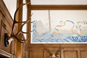 Ambra Cortina Luxury & Fashion Boutique Hotel