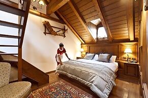 Ambra Cortina Luxury & Fashion Boutique Hotel