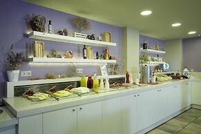 Alianthos Garden Hotel