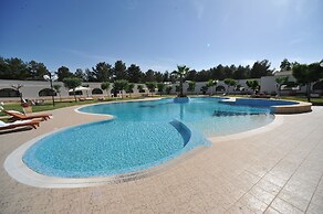 Laurito Resort & Spa