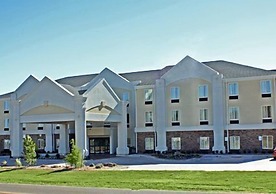 Comfort Inn & Suites Perry I-35
