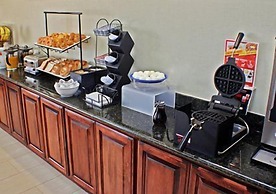Comfort Inn & Suites Perry I-35