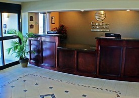 Comfort Inn & Suites Perry I-35