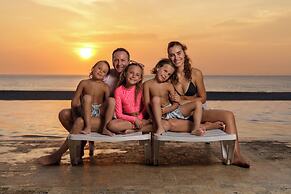 Zuana Beach Resort