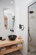 Antonia Studios